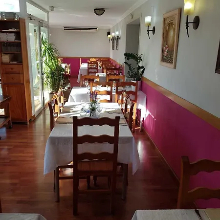 Hotel Mas Subirats 3*